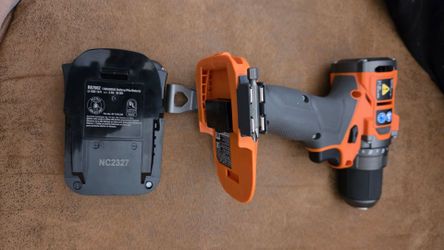 RIDGID 18V Cordless 1/2" Drill / Driver + 2.0Ah Battery