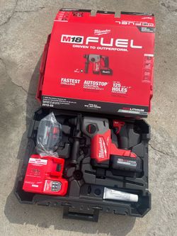 Milwaukee M18 FUEL 18V Lithium-Ion Brushless 1 in. Cordless SDS-Plus Rotary Hammer Drill Kit w/ 2x 6.0 Ah Batteries Charger Hard Case  $449 New