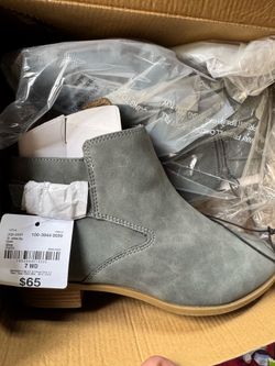 Gray boots size 7