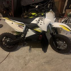 Electric Mini Dirt Bike (VERY FLEXIBLE ON PRICE)