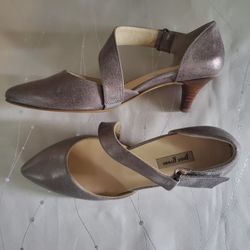 Paul Green Nicki Pumps Smoke Metallic Mary Jane Asym Strap Kitten Heels Sz 7.5