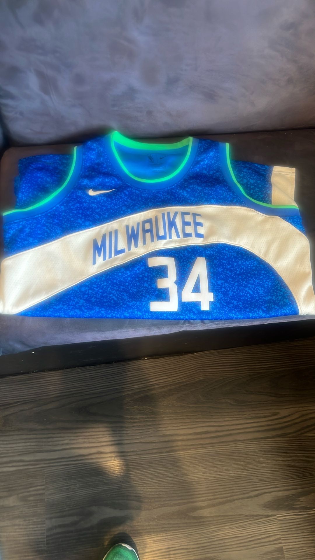 MILWAUKEE BUCK JERSEY
