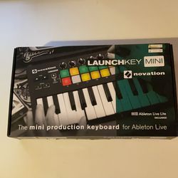Novation Launchkey Mini MIDI Keyboard - No Manual, USB Cable Included Box