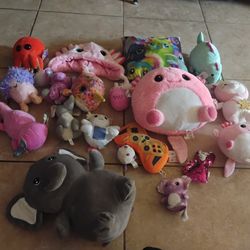 Miscellaneous Stuffed Animals Pillow Hat