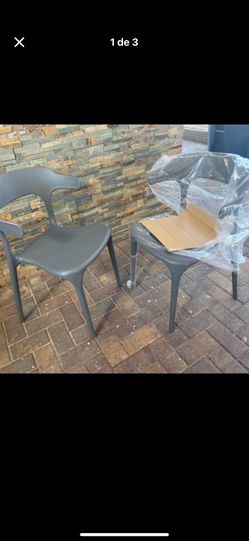 Set Of 2 Chairs New 