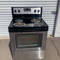 whirlpool stainless steel electric stove in good condition clean and nice one month warranty deliver available