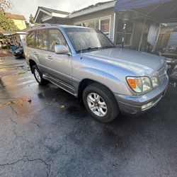 2003 Lexus LX 470