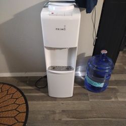 Water Dispenser 