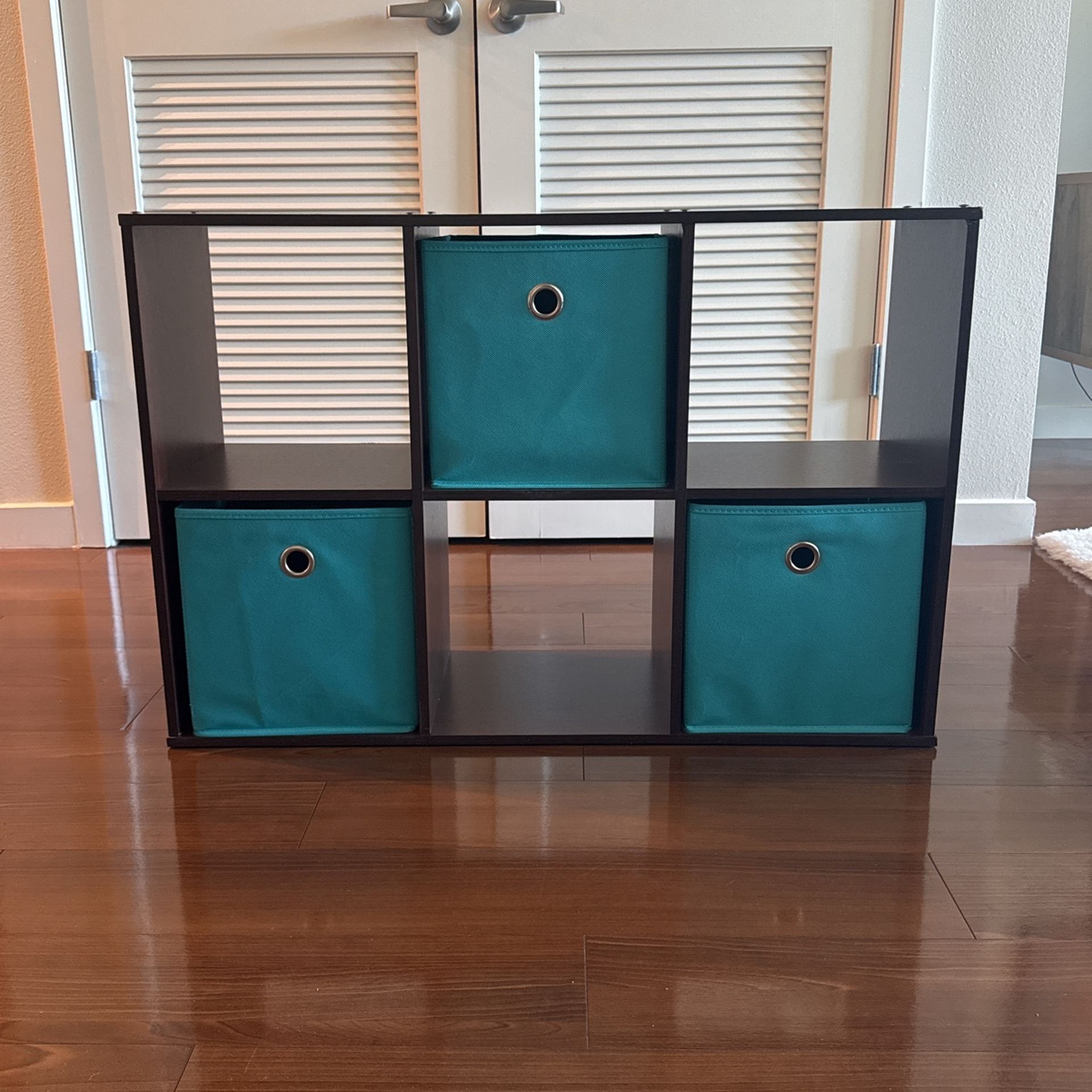 Six Cubicle Shelf With 3 Fabric Drawers