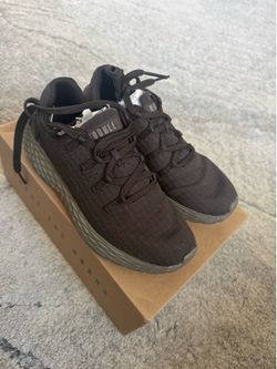 No Bull women’s brown shoe size 5