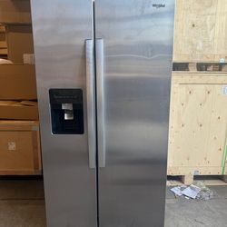 Whirlpool fridge with water/ ice dispenser