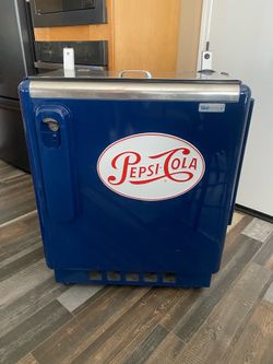 1955 Chest Pepsi Machine