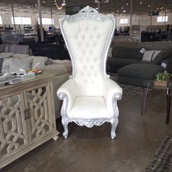 White And Silver Throne Chair 