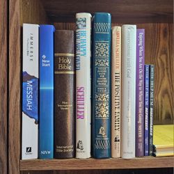 Bibles & Spiritual Help 10 Books