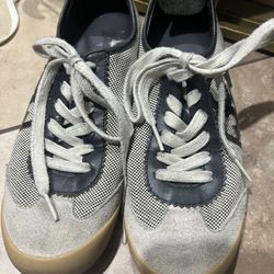 Fine Shoes 👞 Tory  Burch Size 7meduim Perfect Condition 