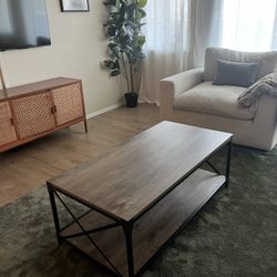 Wooden Coffee Table 