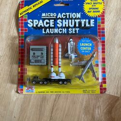 RARE! 1989 FUNRISE MICRO ACTION SPACE SHUTTLE LAUNCH SET W/ LAUNCH PAD CENTER