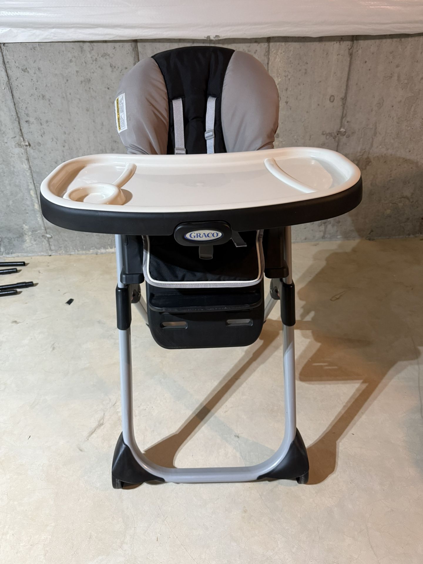 Graco High Chair - Very Clean, Like New