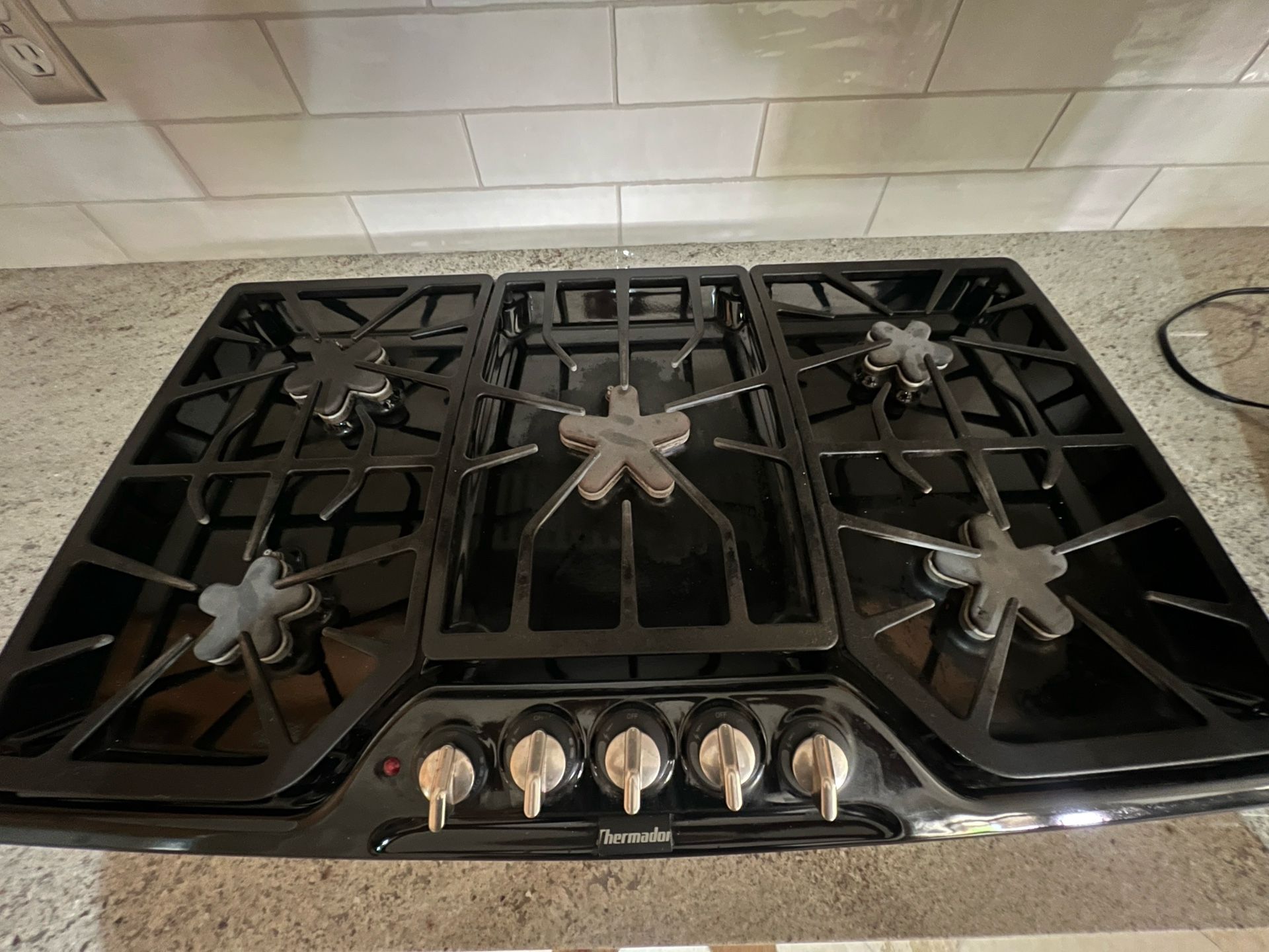 Thermador 36” Gas Cooktop