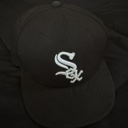 Chicago White Sox Fitted Hat