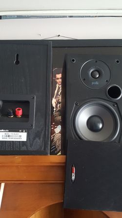 Polk audio bookshelf speakers