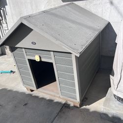 Dog House 