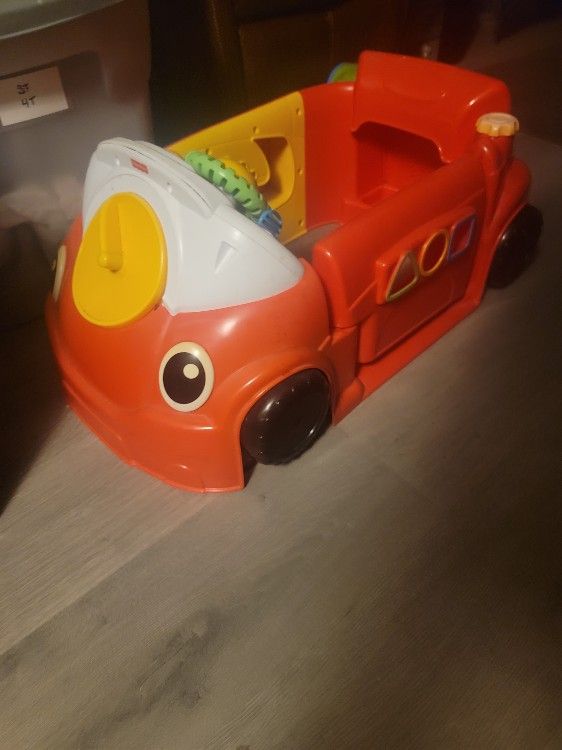 Fisher-Price Laugh & Learn Baby Activity Center