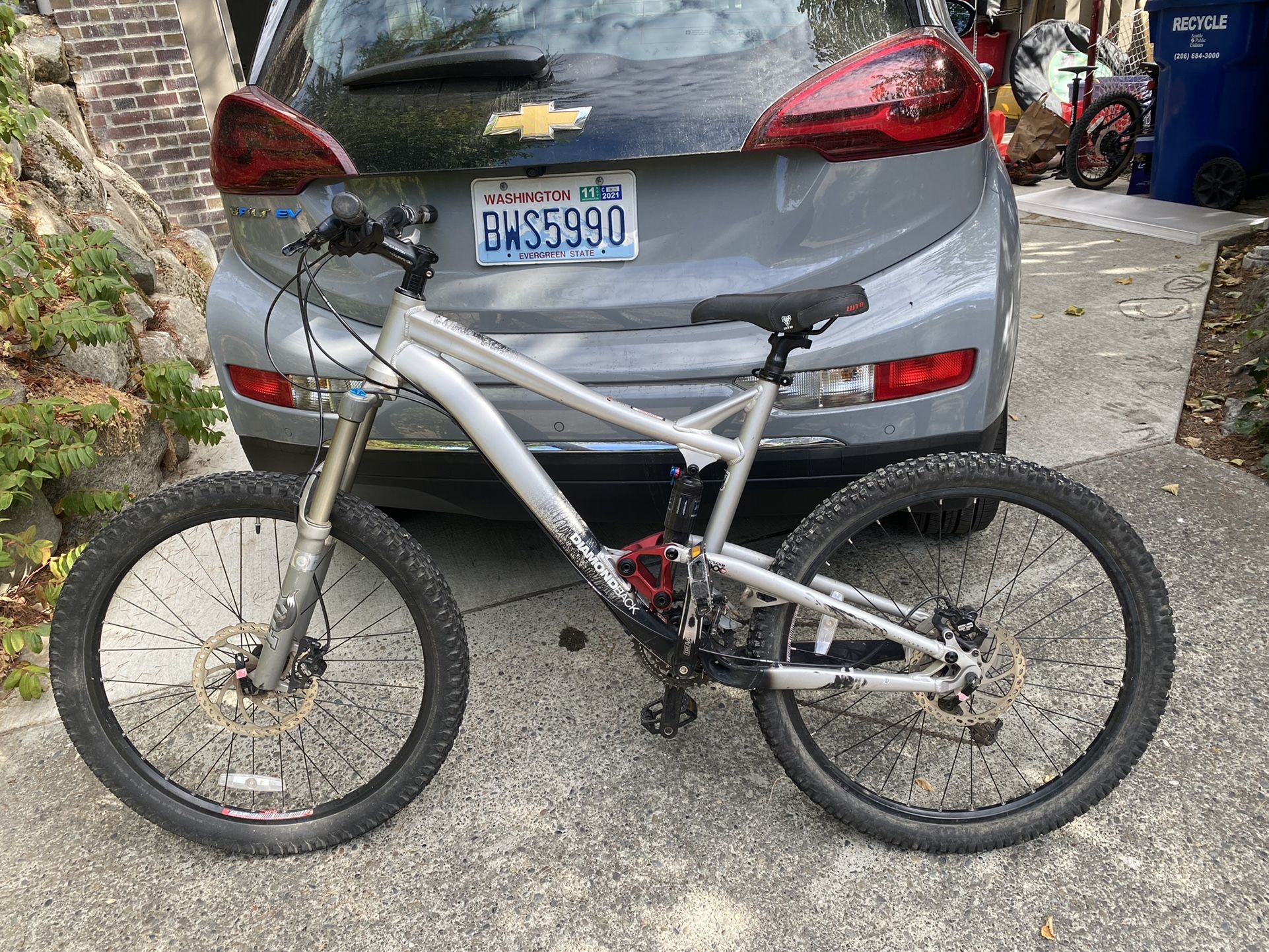 Diamondback Mtb 26inch Wheels L Frame Full Suspension