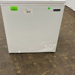Magic Chef HMCF7W4 7.0 cu. ft. Chest Freezer