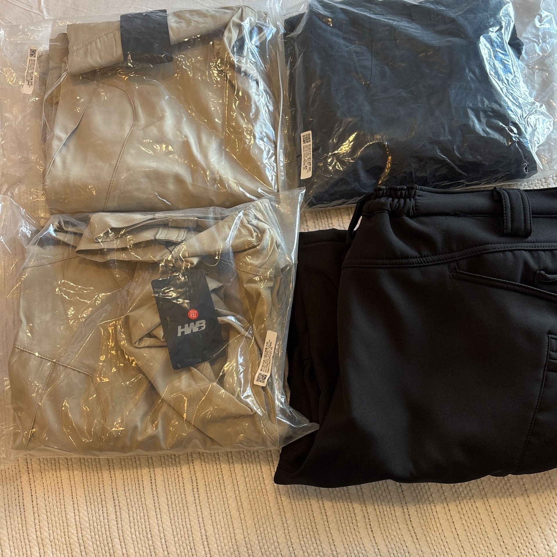 4 Pairs Of Tech Paints