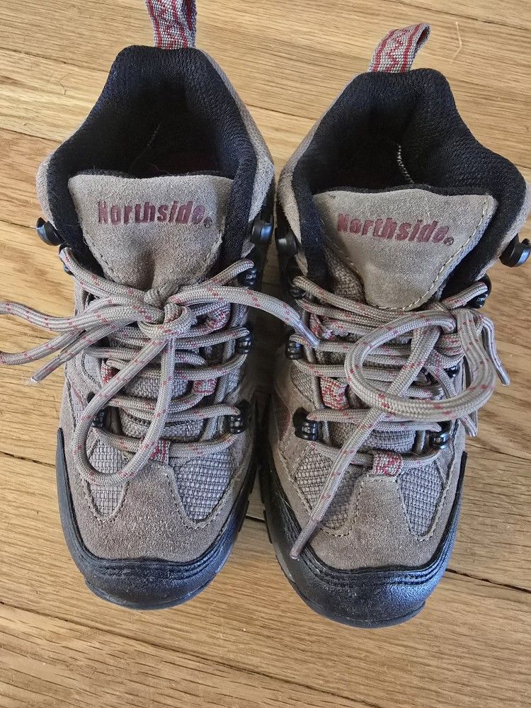 Kids Northside Hiking Boots Size 13