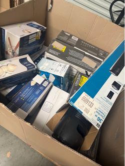 Pallet of Ceiling Fans