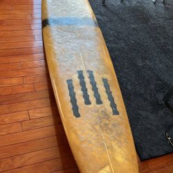 SURFBOARD 9'