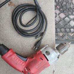 Milwaukee Magnum Drill 
