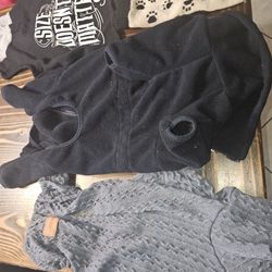 Dog Sweaters Size M