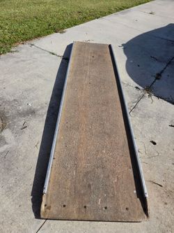 Melcher 10'x28" fiberglass moving ramp