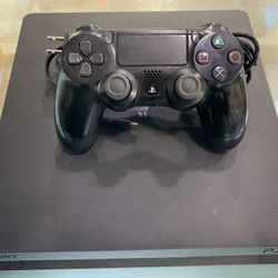 PS4 Slim