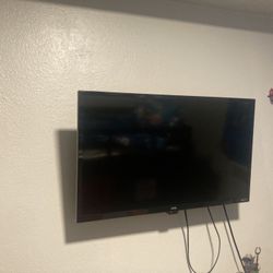 32in TV