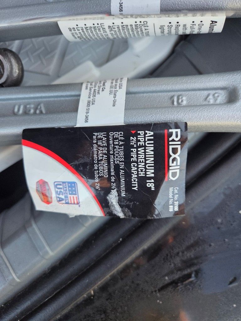 RIGID 18 INCH ALUMINUM PIPE WRENCH!!!!