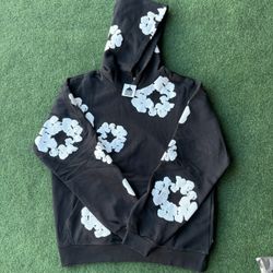 Demin Tear Available ✅