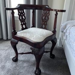Accent Chair