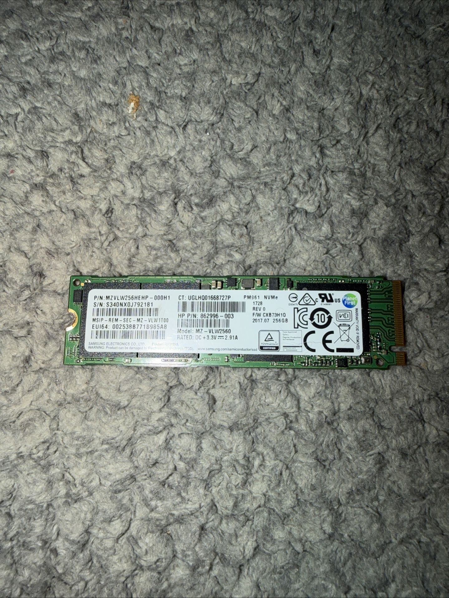 SAMSUNG 256GB MODEL:MZ-VLW2560 SSD