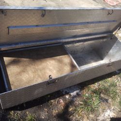 Truck And/Or Trailer Tool Box 60 3/4"