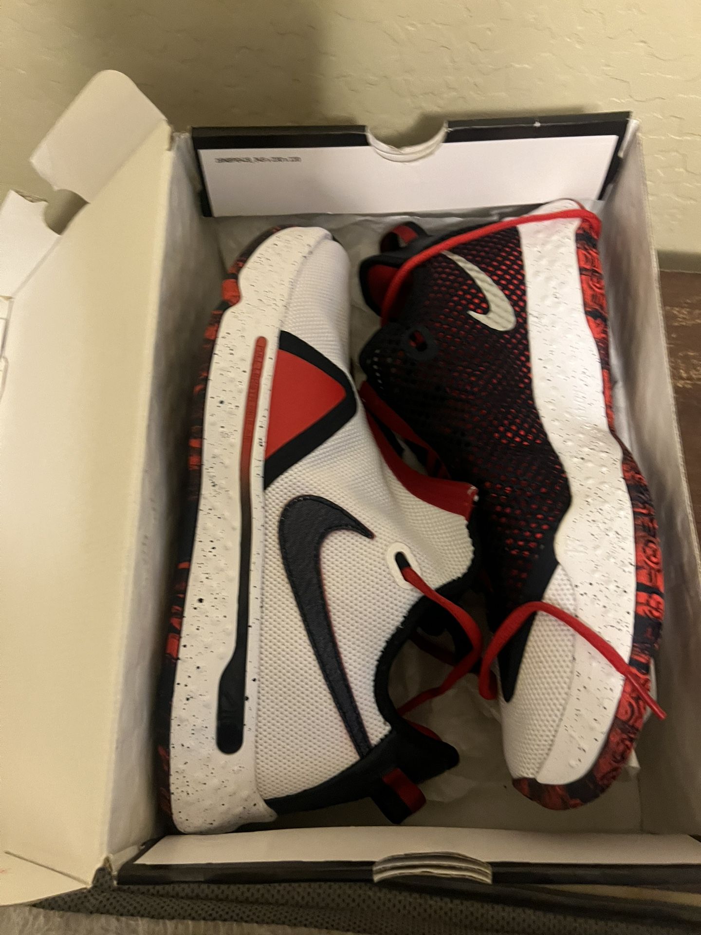 Men’s Nike PG 4 Size 12