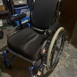 Quickie 2 wheelchair 