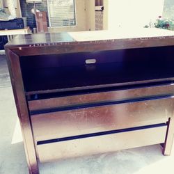 Wood Dresser 