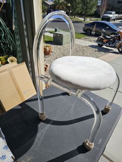 Vanity Chair 