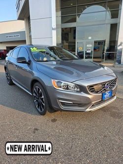 2016 Volvo S60 Cross Country