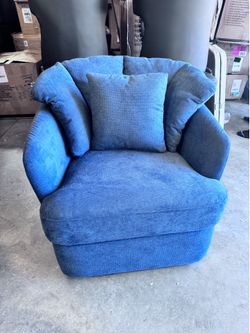 Swivel Accent Chair