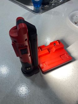 Milwaukee tool light